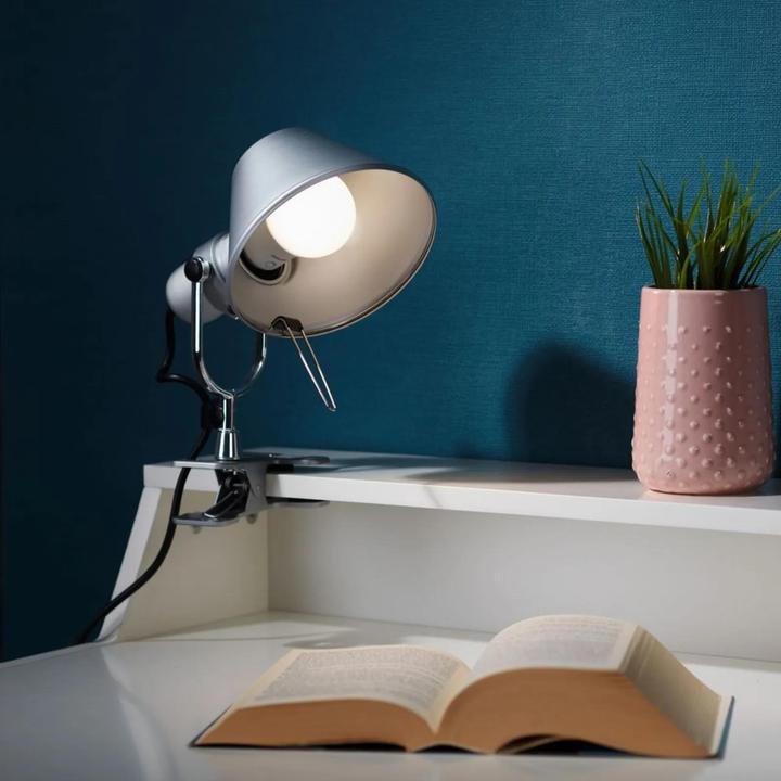 Actual product image Artemide Tolomeo Pinza (615 lm, E27)