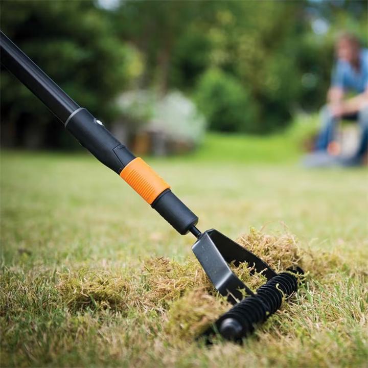 Actual product image Fiskars Lawn aerator