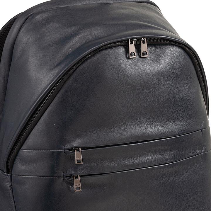 Actual product image Dudubags New York - PC leather backpack 16" (20 l)