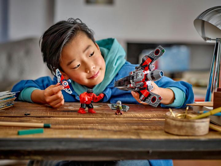 Image du produit LEGO Showdown zwischen Captain America und Red Hulk (76292, LEGO Marvel)