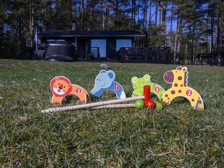 Actual product image Tactic Wooden animal croquet set