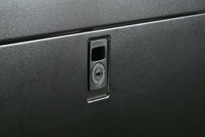 Produktbild APC NetShelter SX 42U Wide x Deep Enclosure Without Sides and Doors (42 HE, 19 Zoll Rack)