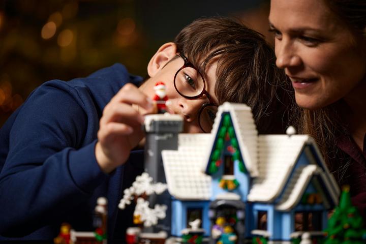 Produktbild LEGO Besuch des Weihnachtsmanns (10293, LEGO Creator Expert, LEGO Seltene Sets)