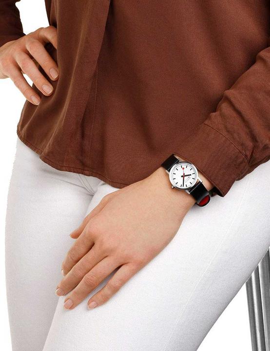 Produktbild Mondaine Classic - Vegan gebürstet (Analoguhr, Swiss Made, 30 mm)
