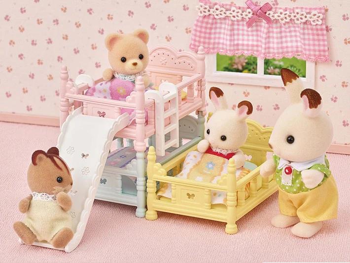 Produktbild Sylvanian Families Dreistöckiges Babyhochbett