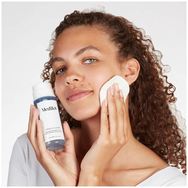 Produktbild Medik8 Press & Clear 150ml (Schaum, 1 ml)