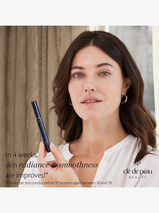 Image du produit Clé De Peau Cle De Peau Correcteur éclat pour les yeux (Almond)