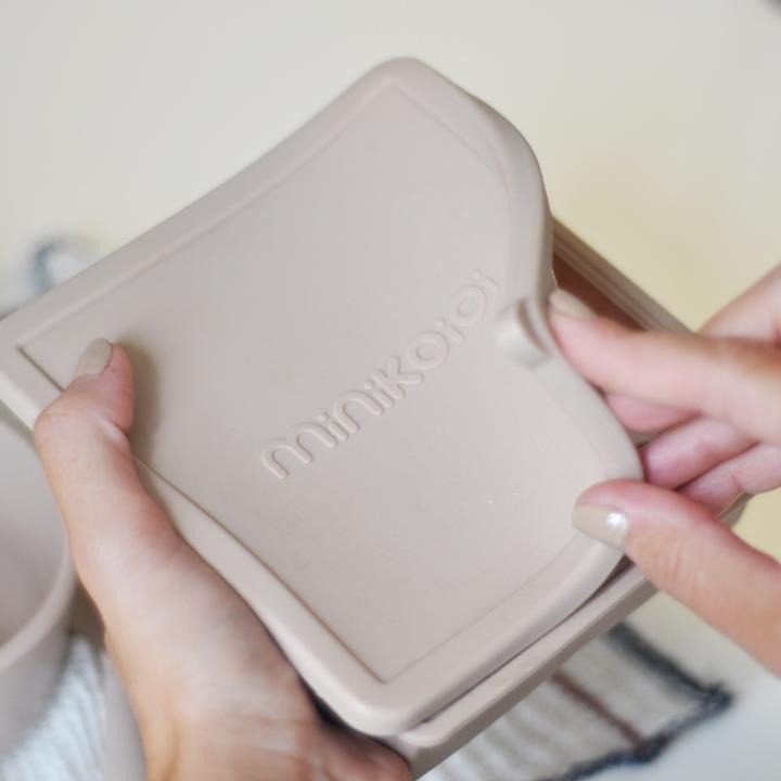 Actual product image Minikoioi Container for puree capsules with lid