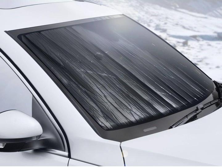 Produktbild WeatherTech Jeep Renegade (2014-2024) Auto Sonnenschutz
