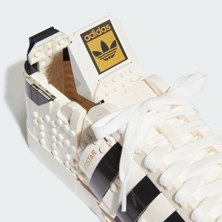 Actual product image LEGO Adidas Originals Superstar (10282, LEGO Icons)