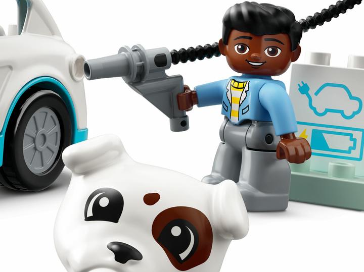 Image du produit LEGO Le garage et la station de lavage (10948)