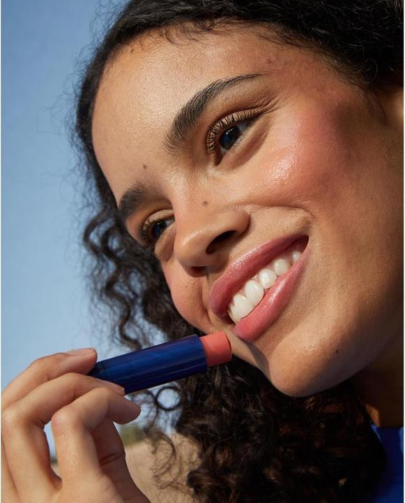 Produktbild Labello Caring Beauty Coral Stick 4.8g (Pflegestift)