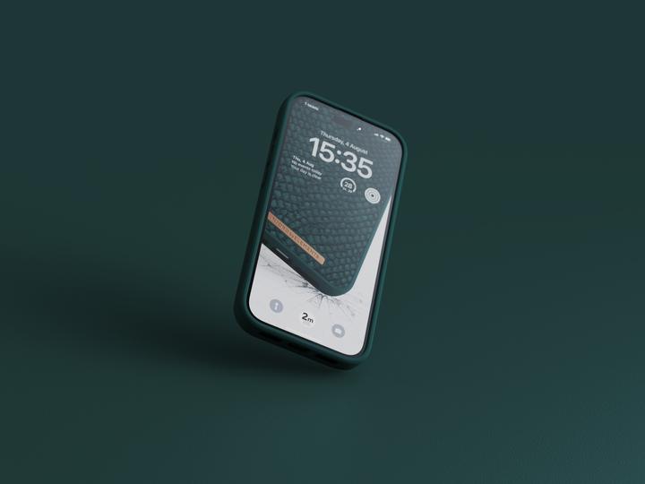Actual product image Njord Hard Cover Salm.Leather Magsafe Case green (Apple iPhone 14 Pro Max)