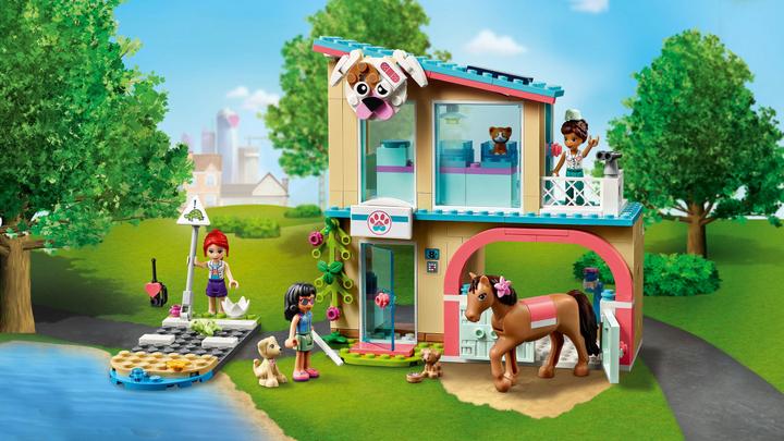 Produktbild LEGO Heartlake City Tierklinik (41446, LEGO Friends)