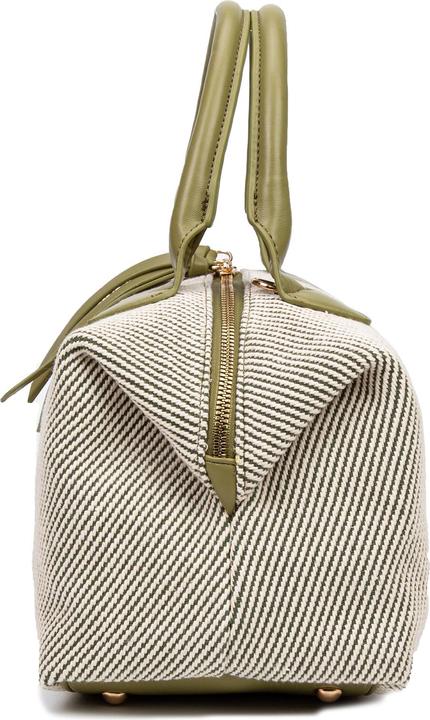 Actual product image Diana & Co 749-1Pt