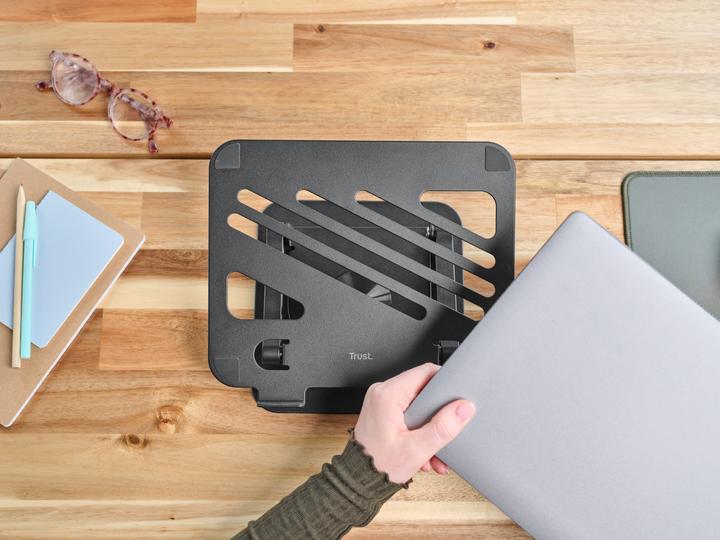 Immagine prodotto Trust Supporto Per Laptop In Metallo Zeff
