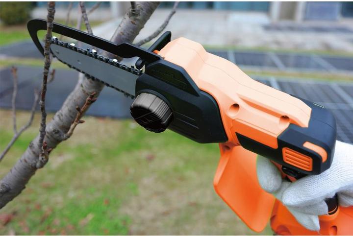 Produktbild Yard Force LS C13-EU (Akku Kettensäge)