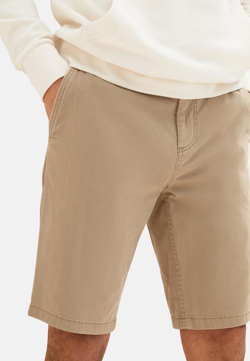 Produktbild Tom Tailor Shorts Slimfit Chino-Shorts mit Reissverschluss, Knopf und seitlichen Eingrifftaschen (33)