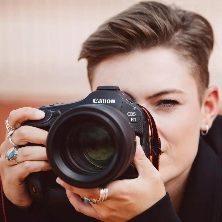 Actual product image Canon EOS R1 (24.20 Mpx, Full frame)