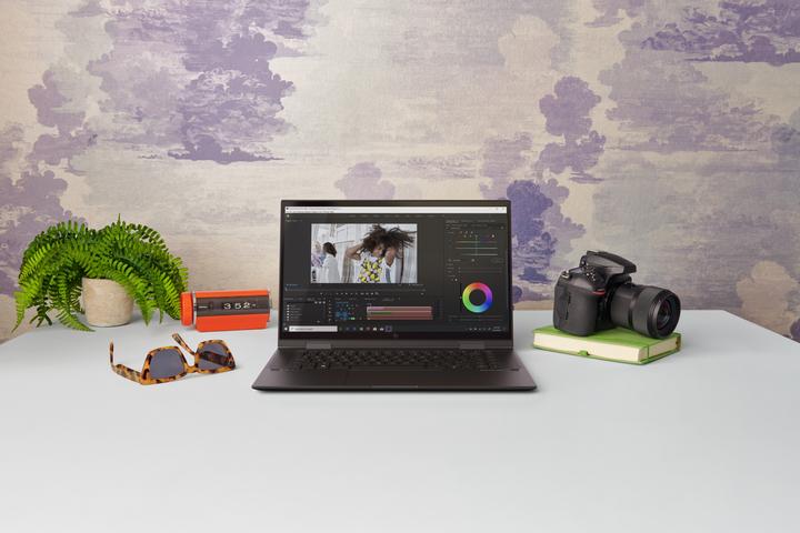 Produktbild HP Envy x360 (15.60", AMD Ryzen 5 5500U, 8 GB, 512 GB, DE)