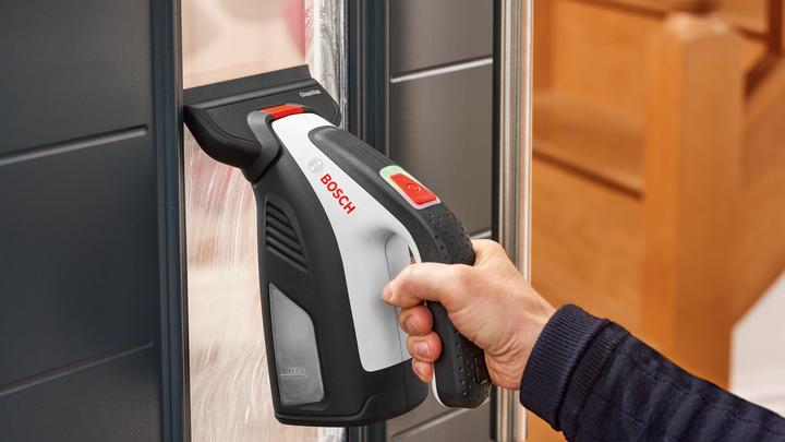 Actual product image Bosch Home & Garden Glass Vac Solo Plus