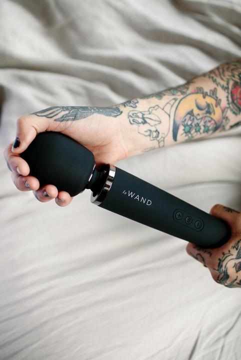 Actual product image Le Wand Wall Massager