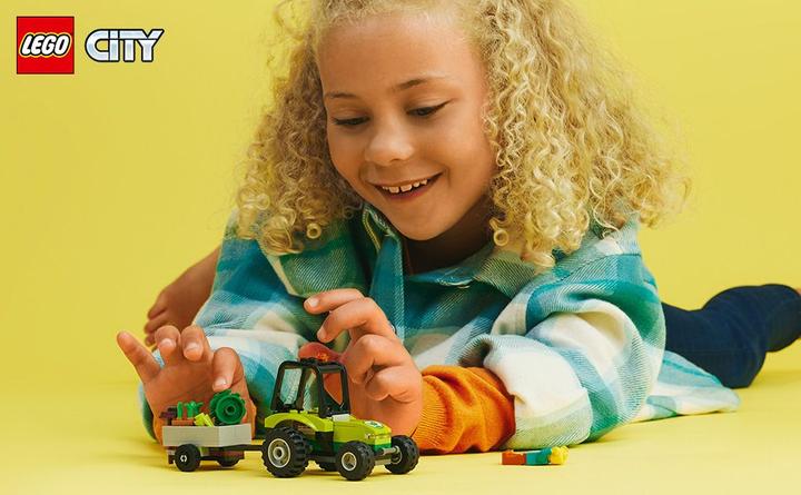 Actual product image LEGO Small tractor (60390, LEGO City)