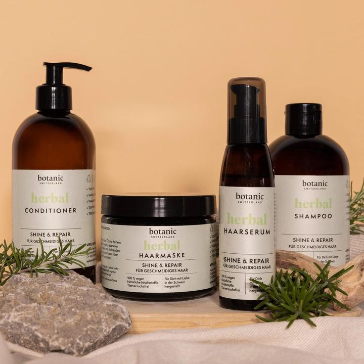 Produktbild Botanic Switzerland herbal | Shampoo für geschmeidiges Haar (500 ml, Flüssiges Shampoo)