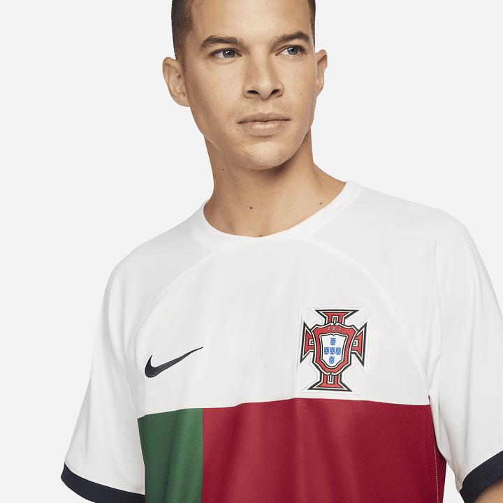 Produktbild Nike Speedy 36 - Portugal Auswärts WM Trikot (XL)