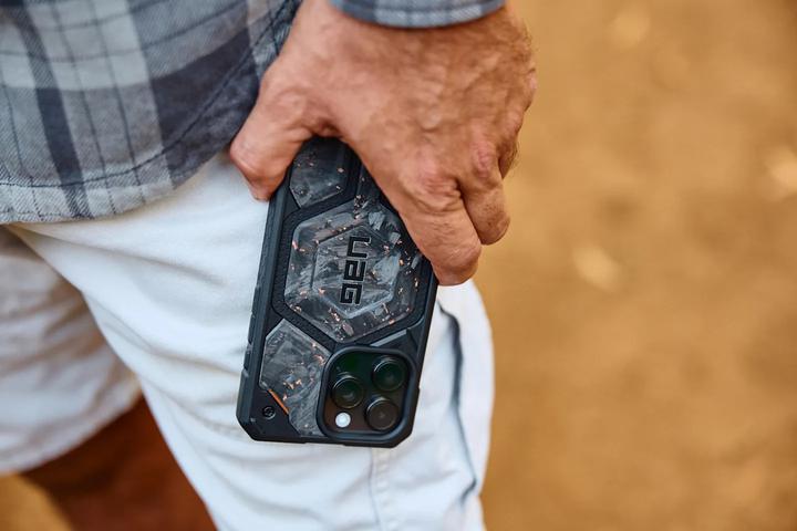 Image du produit UAG Monarch Pro - Limited Edition (Apple iPhone 16 Pro Max)