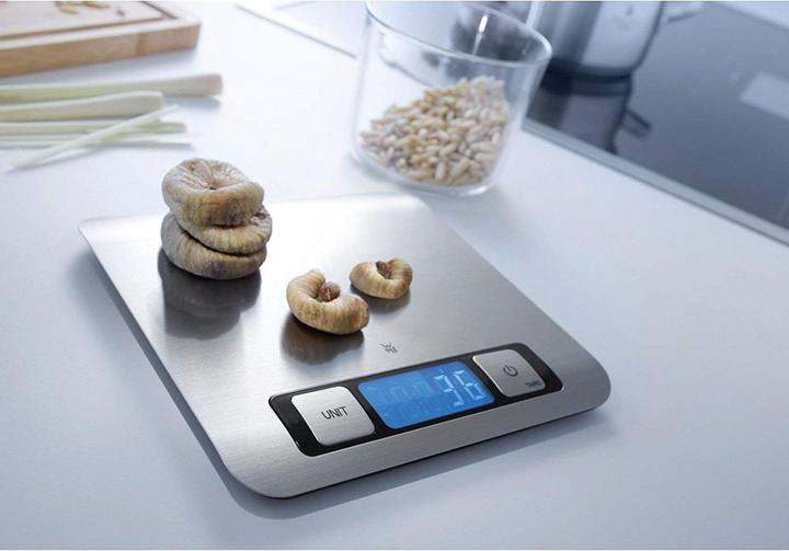 Produktbild WMF Digitale Küchenwaage Backwaage grammgenau Tara-Funktion 5kg Maximalgewicht