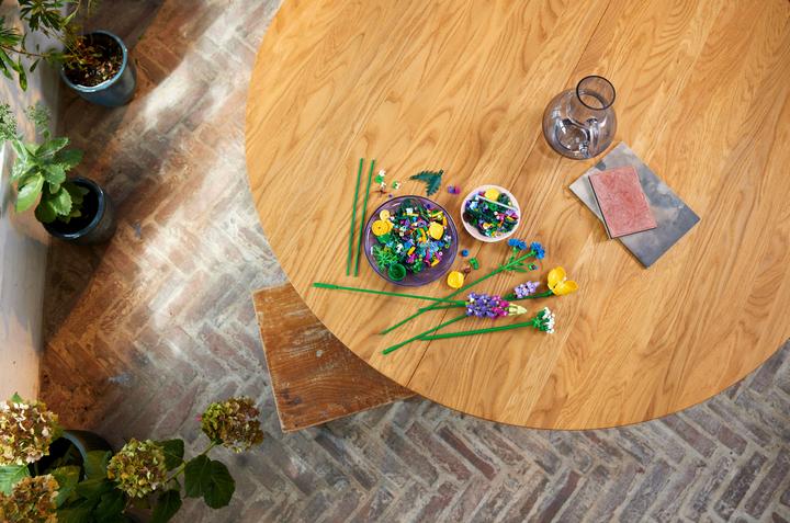 Image du produit LEGO Bouquet de fleurs sauvages (10313, LEGO Icons, LEGO Botanical)