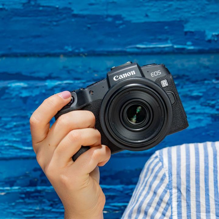 Actual product image Canon EOS RP Kit (24 - 105 mm, 27.10 Mpx)