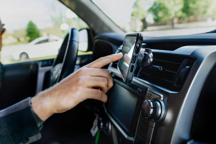 Immagine prodotto OtterBox Supporto di ventilazione per auto per MagSafe