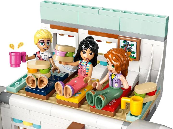 Actual product image LEGO Wohnmobil (42663, LEGO Friends)