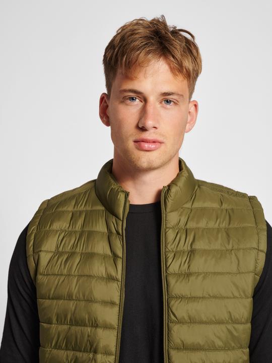 Actual product image hummel Red Quilted Waistcoat (XXL)