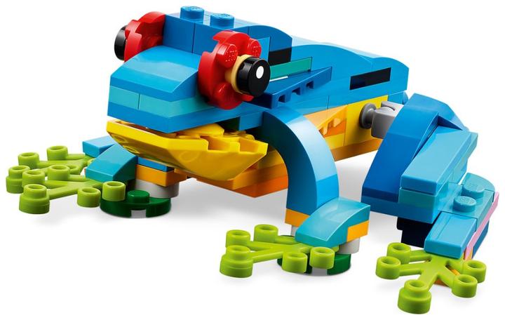 Actual product image LEGO 31136 Exotic parrot (31136, LEGO Creator 3-in-1)
