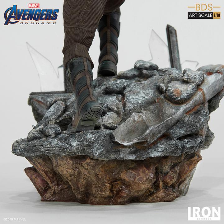 Actual product image Iron Studios Avengers Endgame "Winter Soldier" 1/10 Art Scale Statue