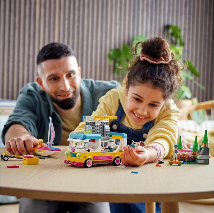 Actual product image LEGO Friends 41681 Forest camper and sailboat (41681, LEGO Friends)