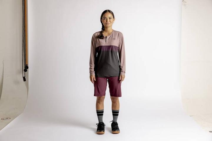 Image du produit iXS Women"s Flow XTG long Sleeve Henley (42)