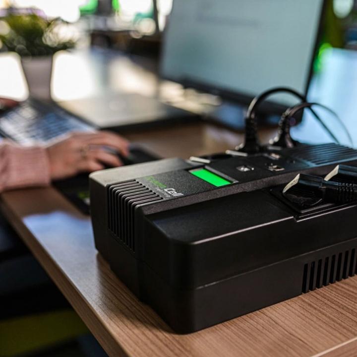 Produktbild GreenCell Cell UPS06 Unterbrechungsfreie Stromversorgung (USV) Line-Interaktiv 999 VA 6 AC-Ausgänge (360 VA, 600 W, Line-Interaktiv USV)