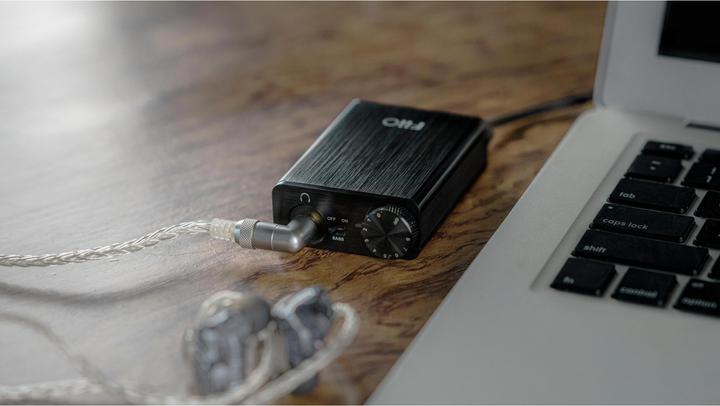 Produktbild FiiO E10K-TC (Gain-Schalter, Bass Boost, USB-DAC)