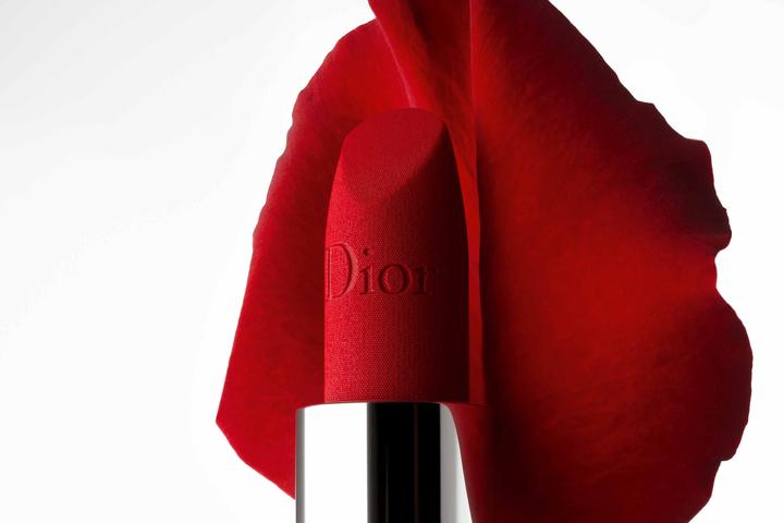 Actual product image Dior Rouge (999 Velvet)