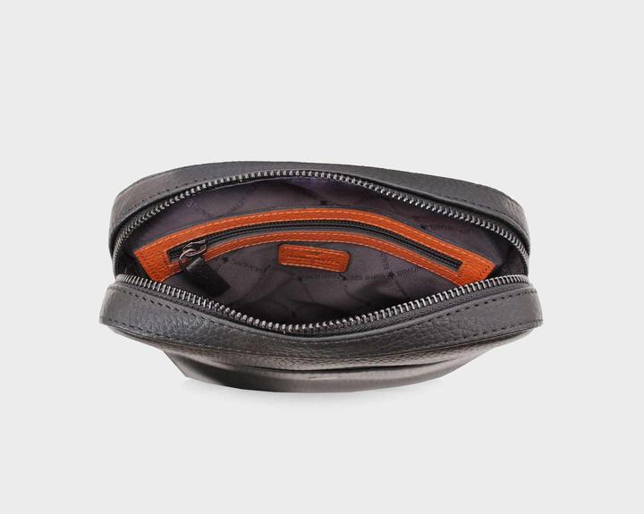 Actual product image Braun Büffel Shoulder bags