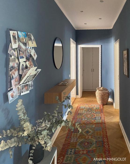Actual product image Anna von Mangoldt The young Baron 314 - Wall colour Resist (The young baron 314, 10 l)