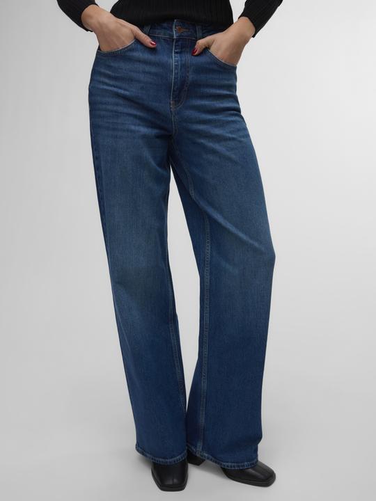 Actual product image Vero Moda VMREBECCA Super High Rise Weiter Beinschnitt Jeans Straight-Fit (W30/L32)