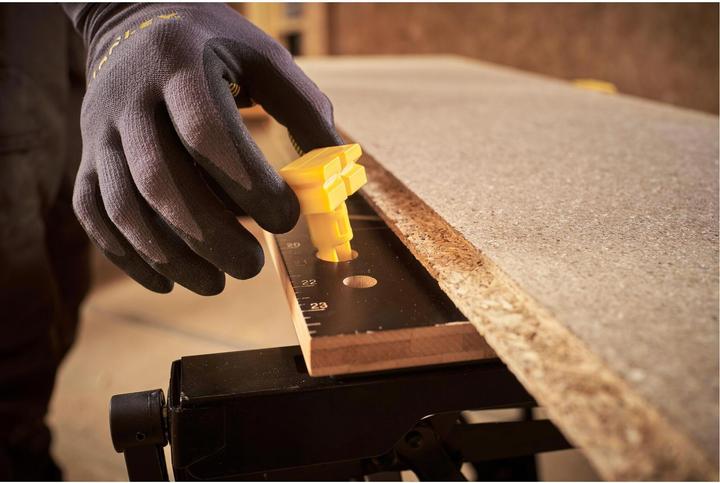 Actual product image Stanley Workmate with bamboo worktop and dual working height, loadable up to 250kg (50.50 cm, 54 cm)
