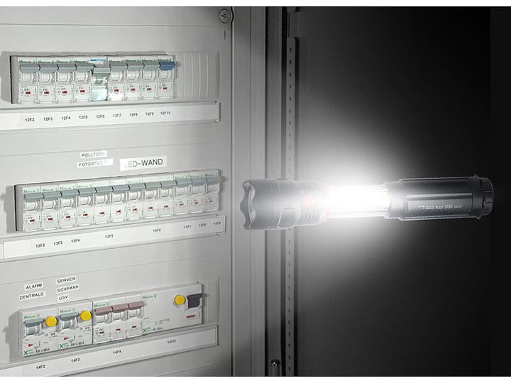 Produktbild Pearl 2in1-LED-Taschenlampe mit Arbeitsleuchte