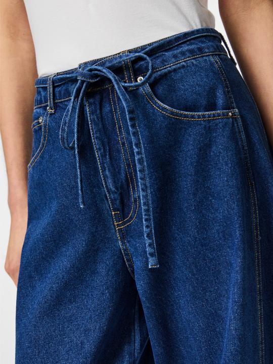 Produktbild Pieces PCFENNA BINDEGÜRTEL Barrel Fit Jeans (S)