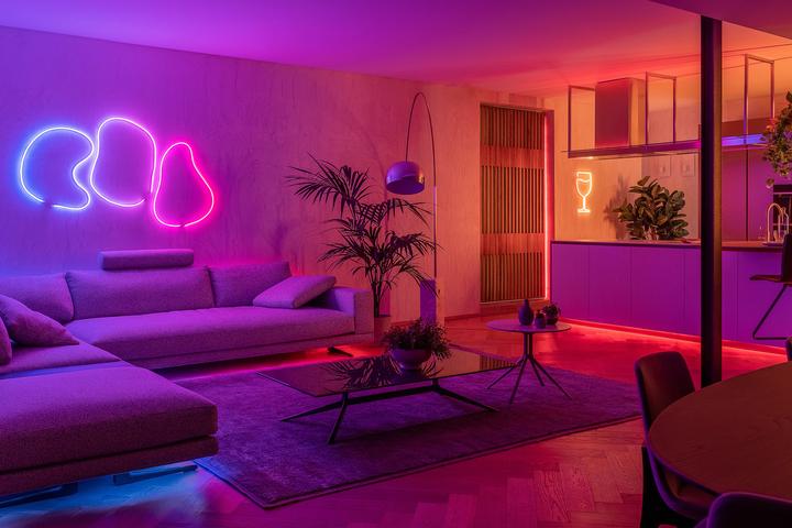 Actual product image Twinkly Flex (RGB, 300 cm, Indoor)